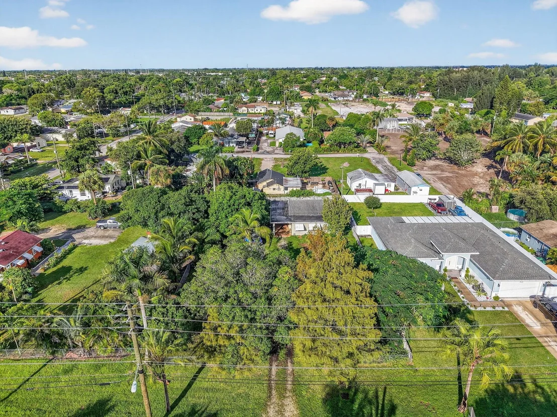 Photo of 3582 Davis Road