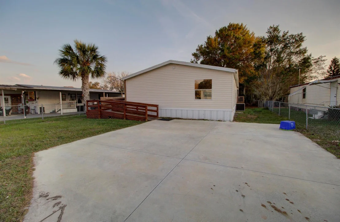 Photo of 3832 SE 25th Street
