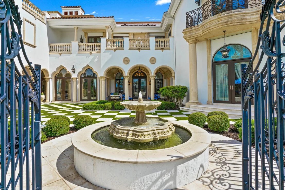 Photo of 370 Eagle Drive