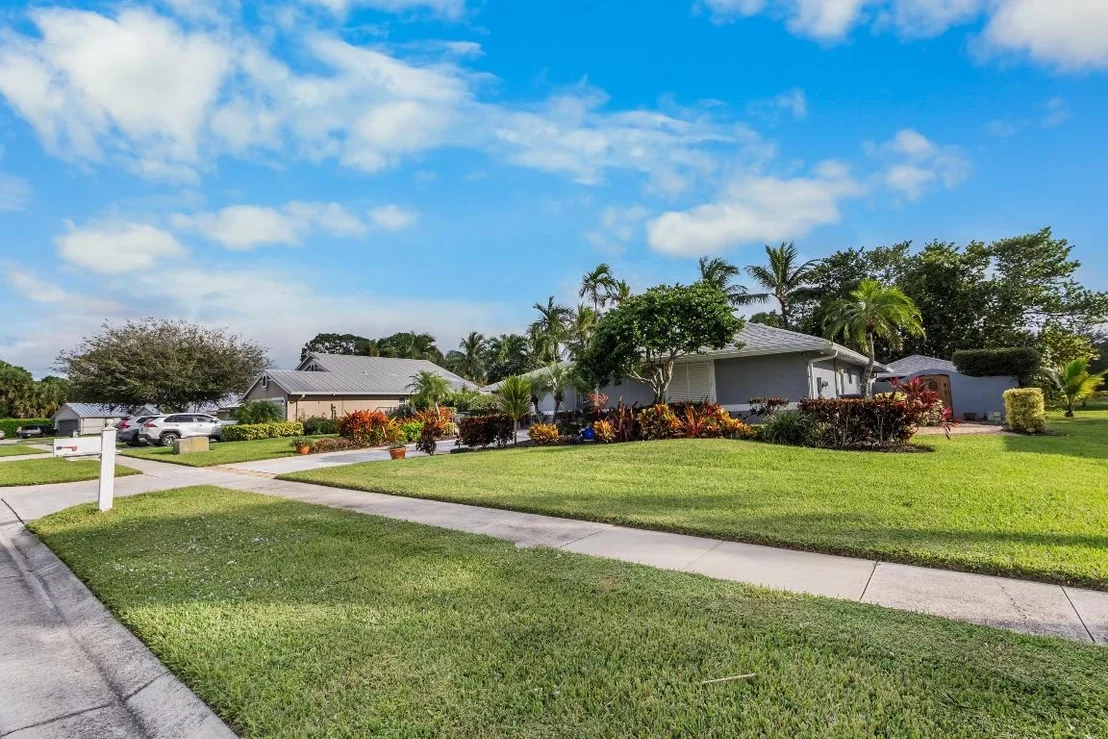 Photo of 5936 Loxahatchee Pines Drive