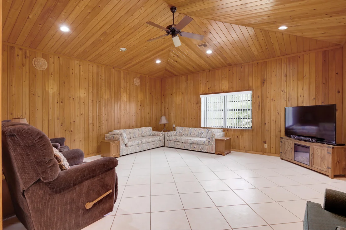 Photo of 2370 Deer Run Boulevard