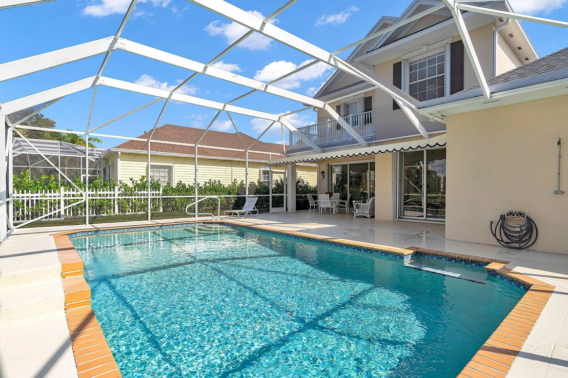 Photo of 216 Barbados Drive