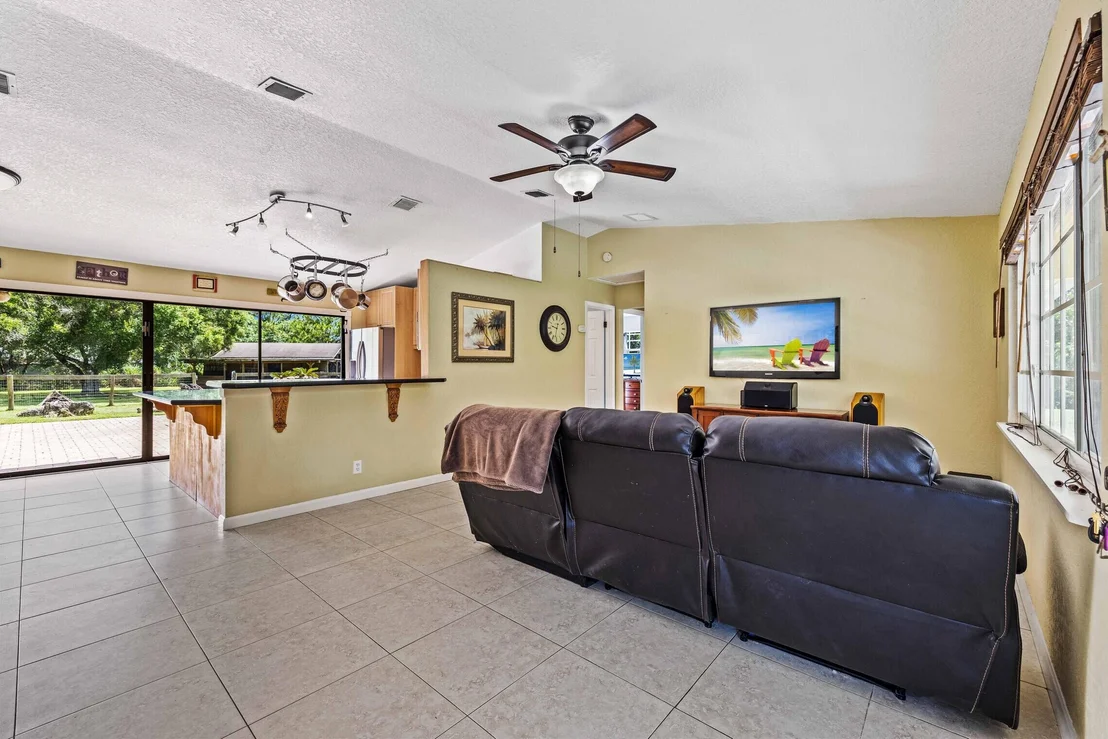 Photo of 10826 N 151st Lane
