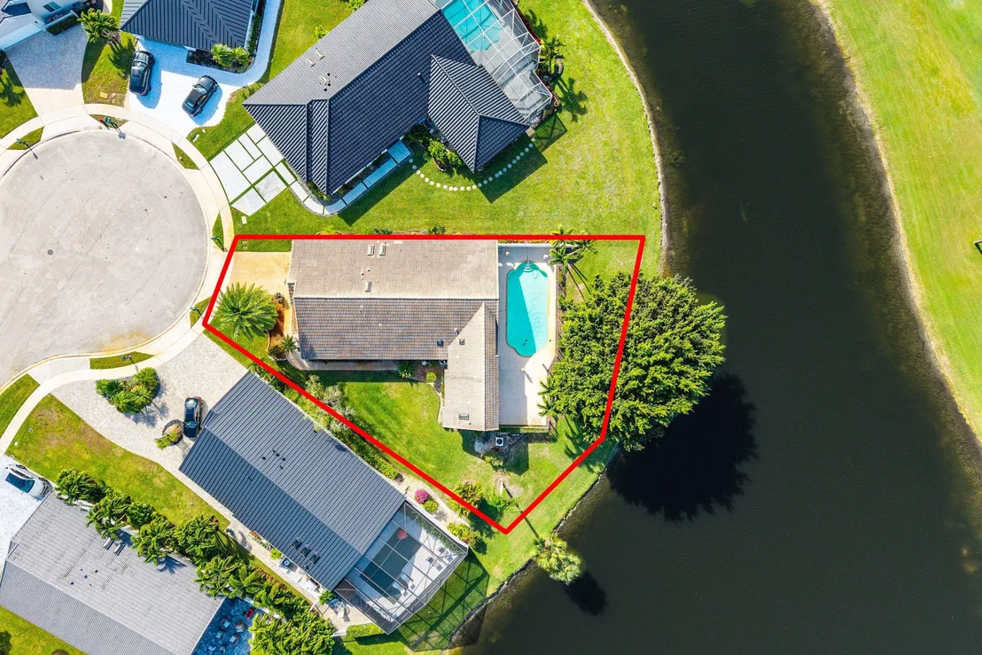 Photo of 21459 Bridge View Drive