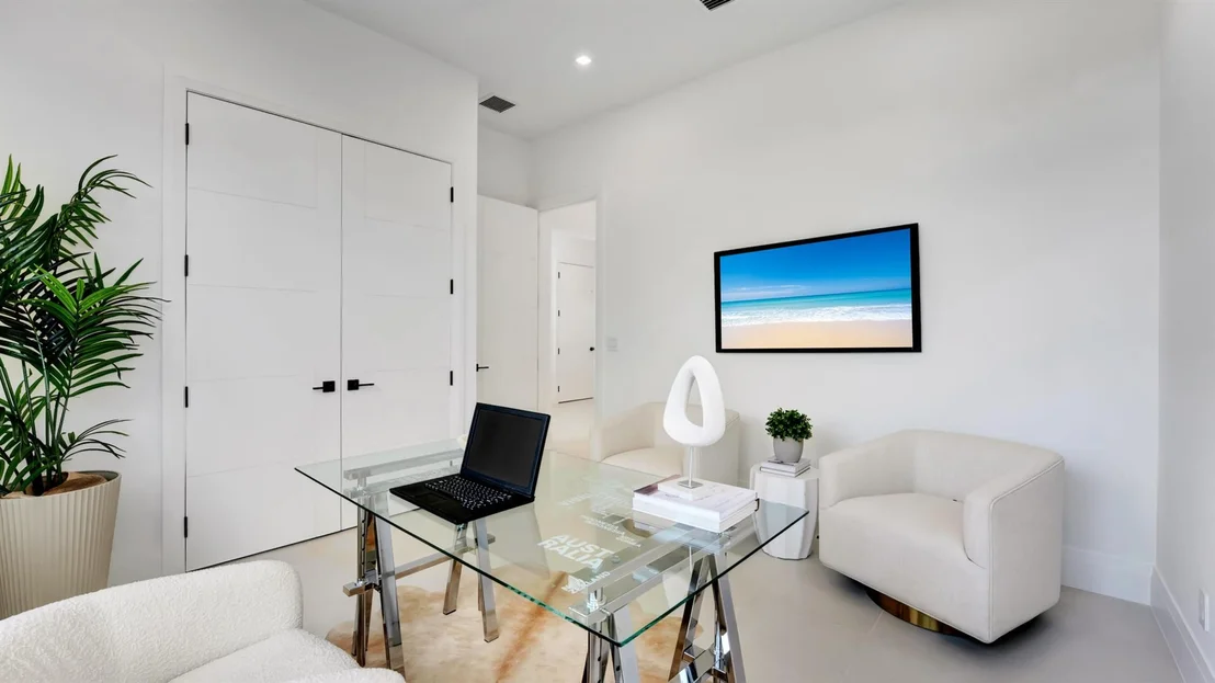 Photo of 812 Malaga Drive