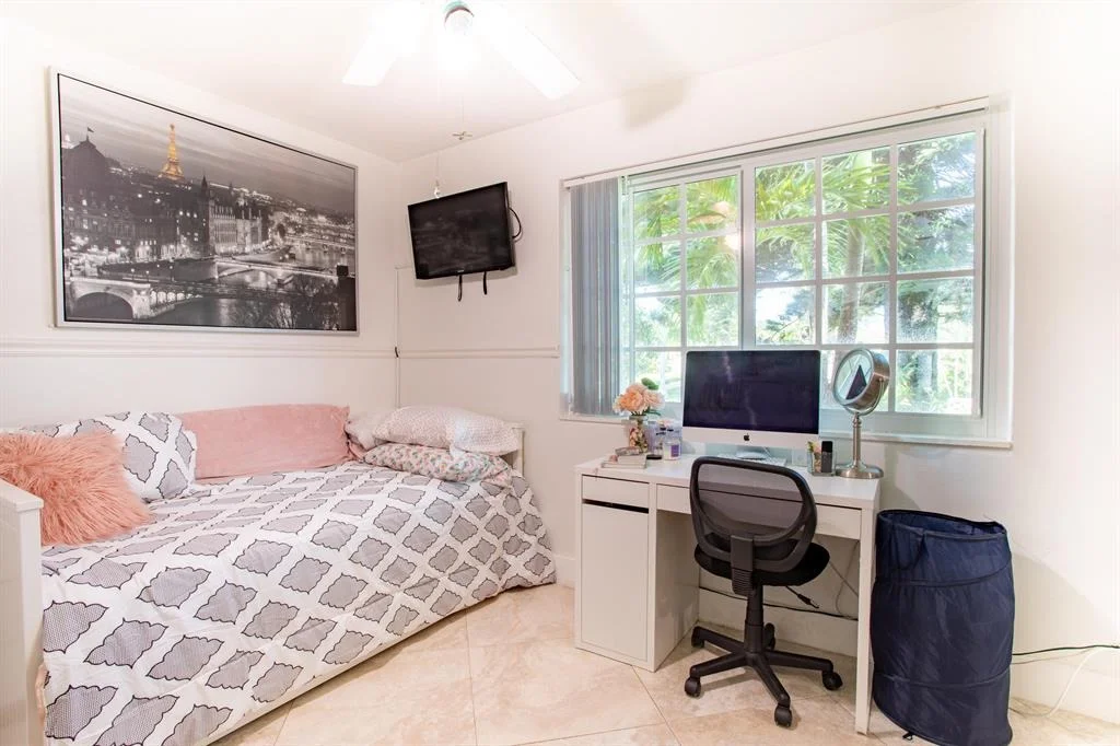 Photo of 802 Small Drive