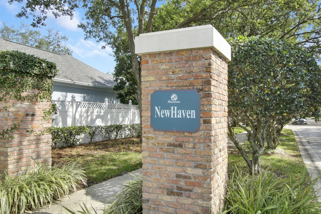 Photo of 122 Date Palm Drive