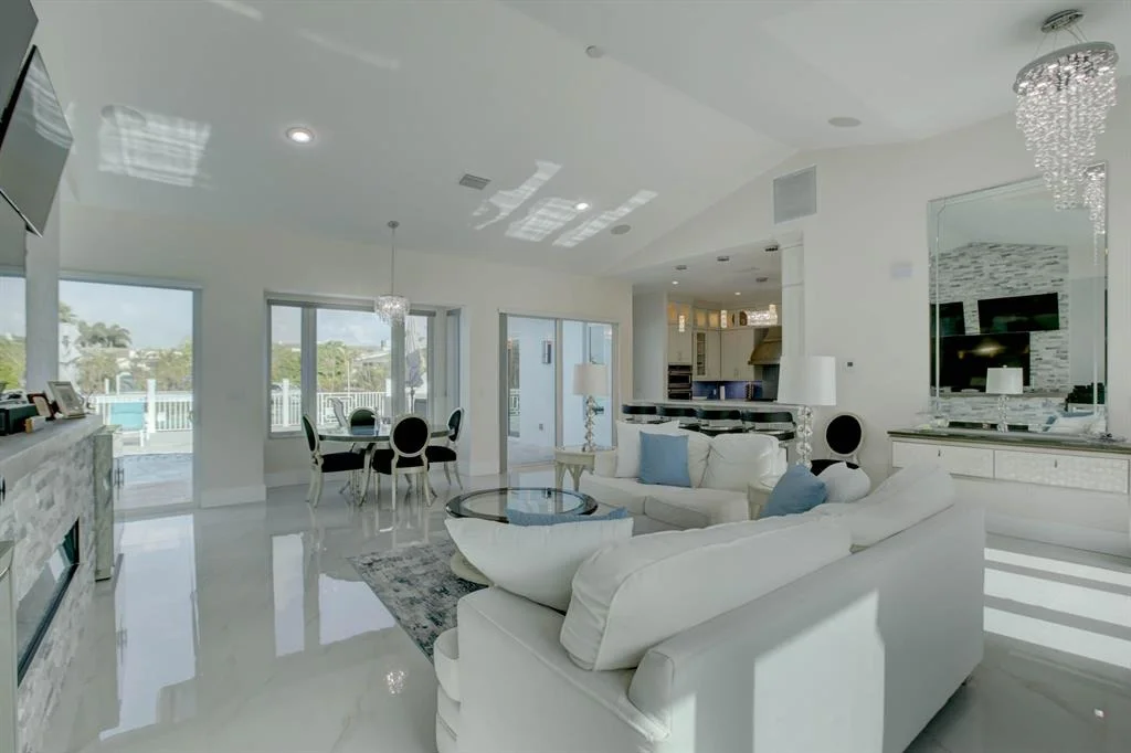 Photo of 4201 NE 30th Terrace