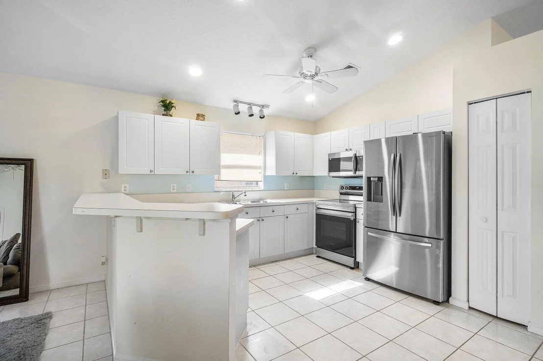 Photo of 1652 Oak Berry Circle