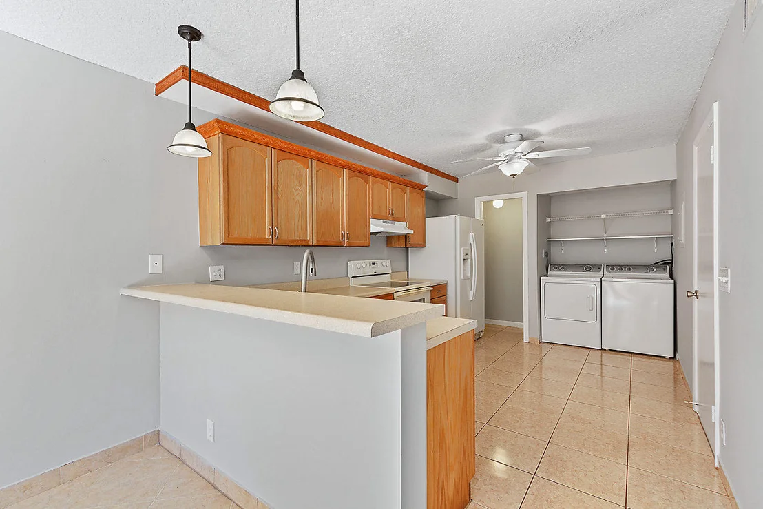 Photo of 302 Maplecrest Circle