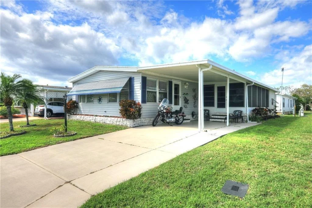 Photo of 922 Periwinkle Circle