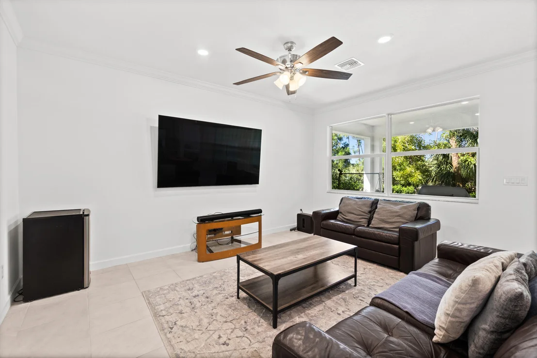 Photo of 460 Veridian Circle NW