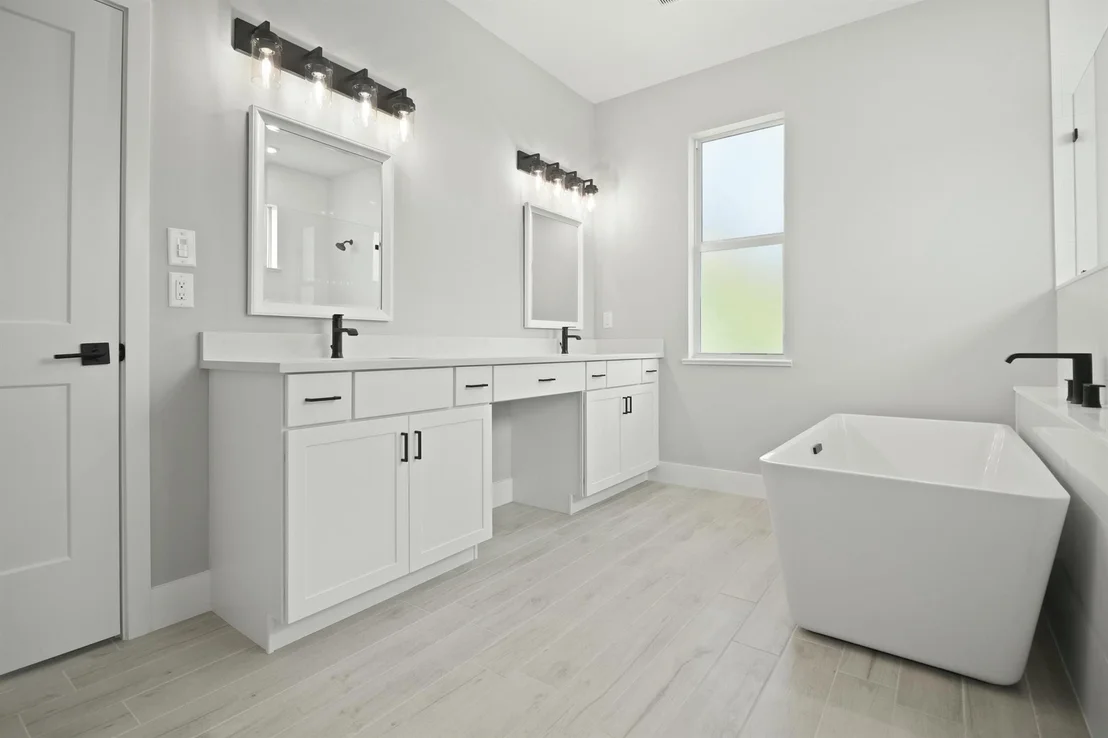 Photo of 4742 SE Starling Way