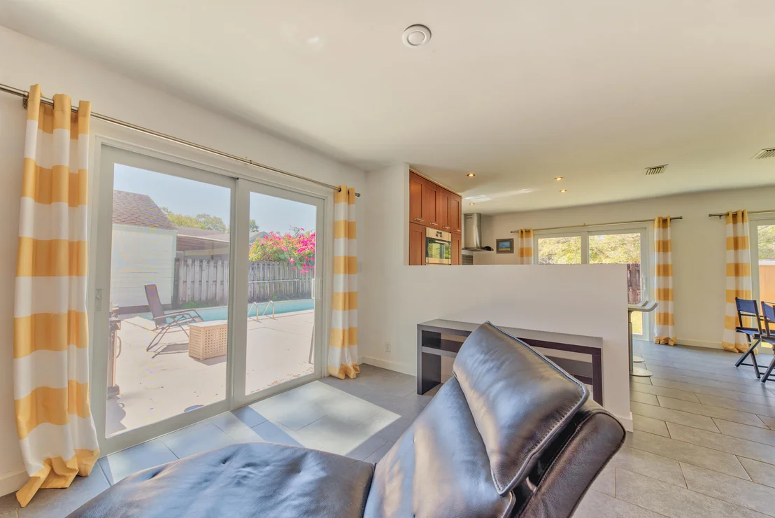 Photo of 435 Oak Shadow Way