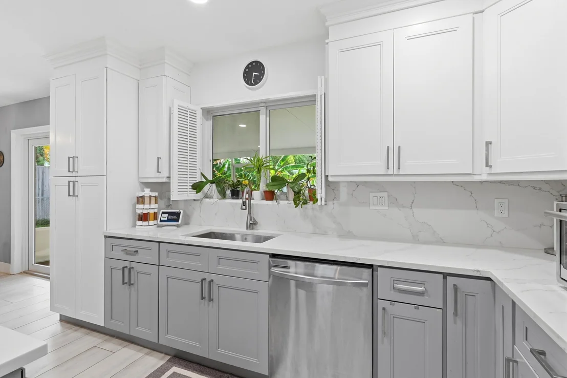 Photo of 141 SE 8th Street