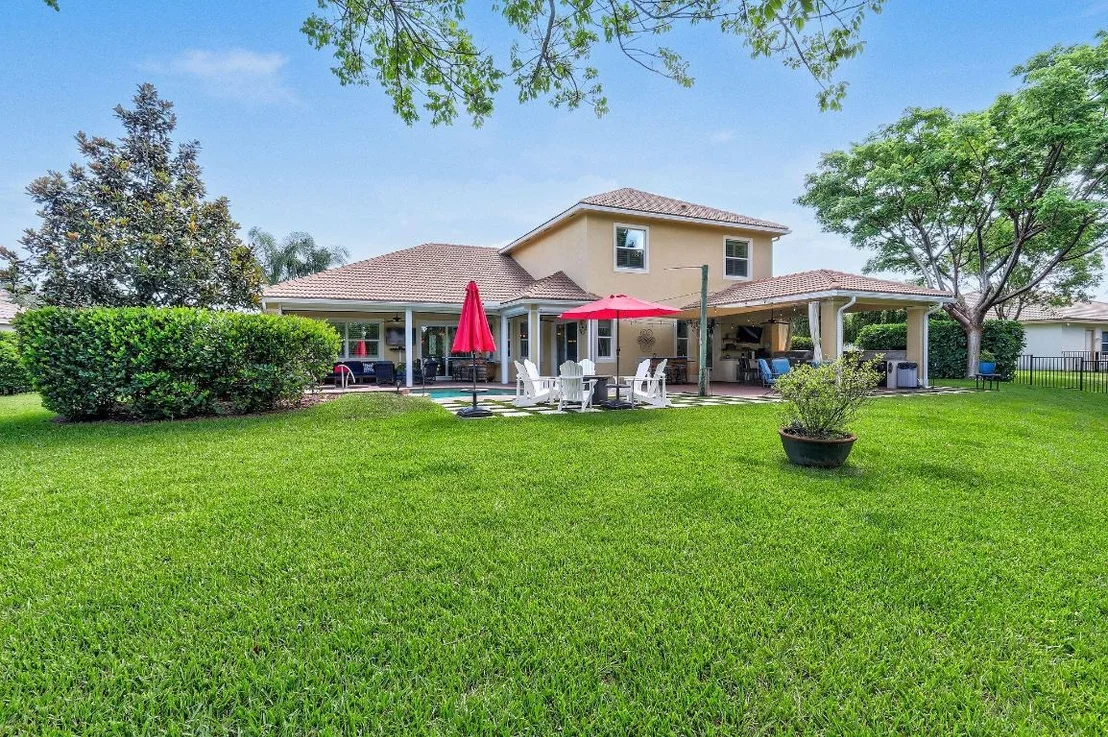 Photo of 7668 SE Laque Circle