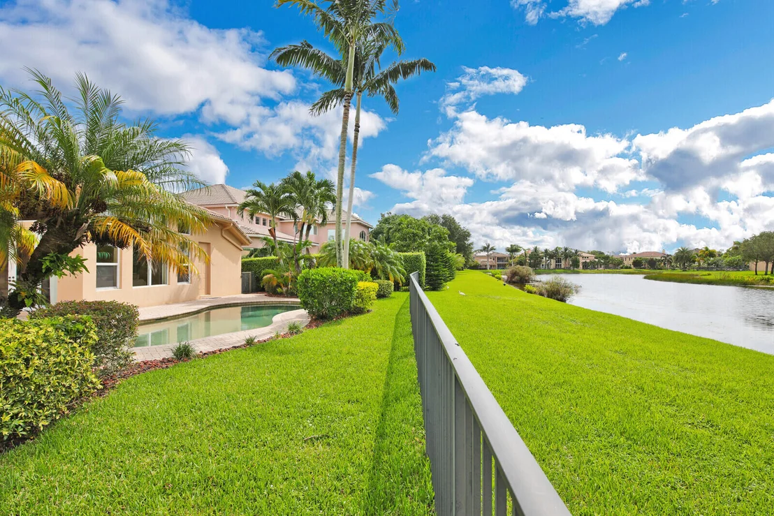 Photo of 9244 Pineville Drive