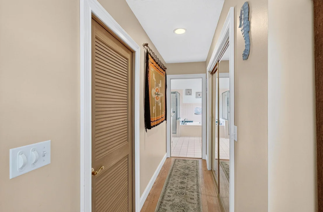Photo of 502 VENICE Drive