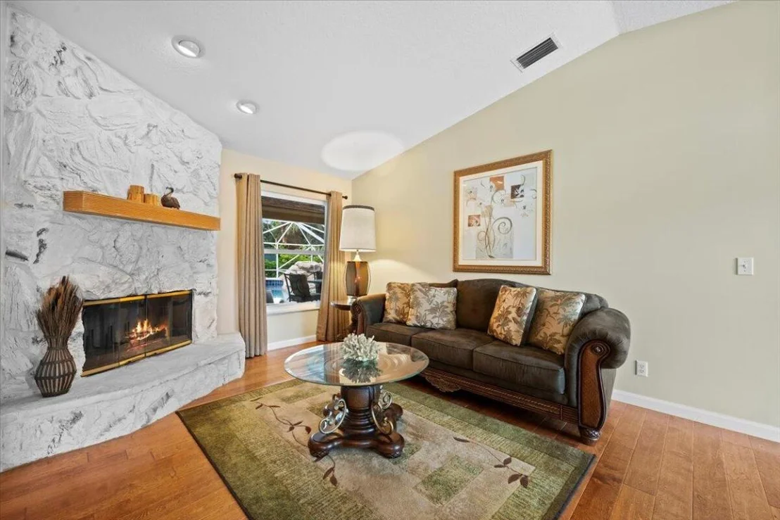 Photo of 17549 Bridle Lane