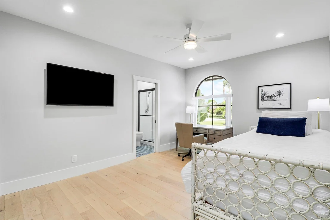 Photo of 109 SE Turtle Creek Drive