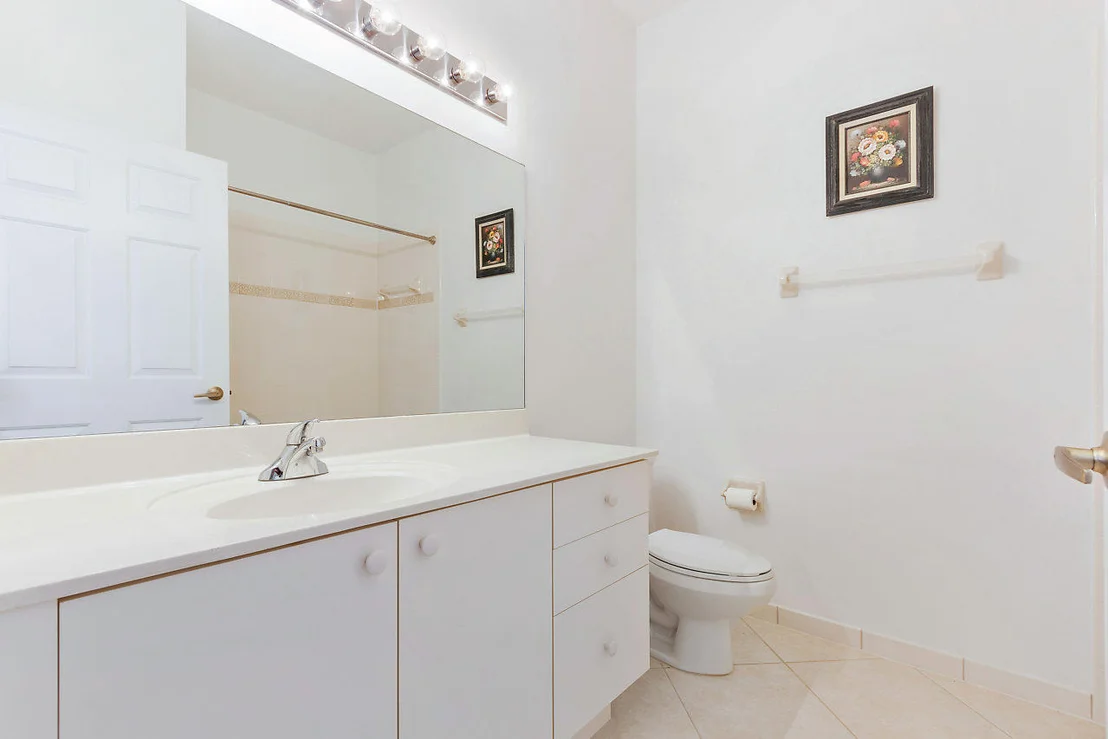Photo of 6194 Petunia Road