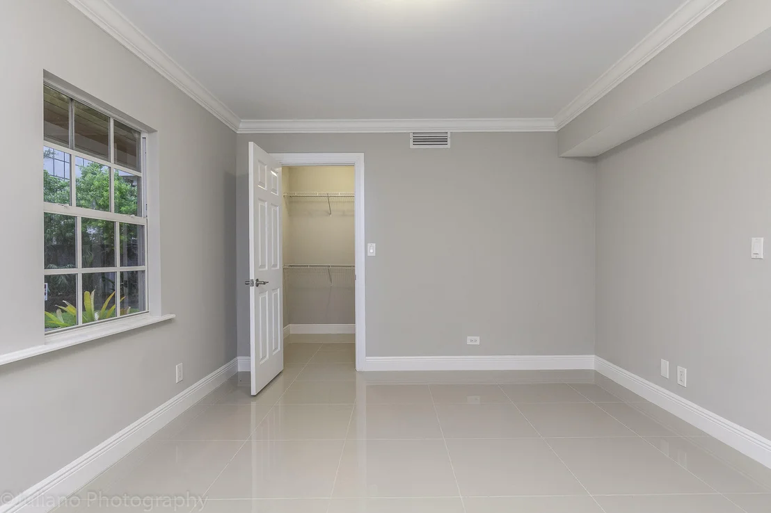 Photo of 1198 NE 3rd Avenue