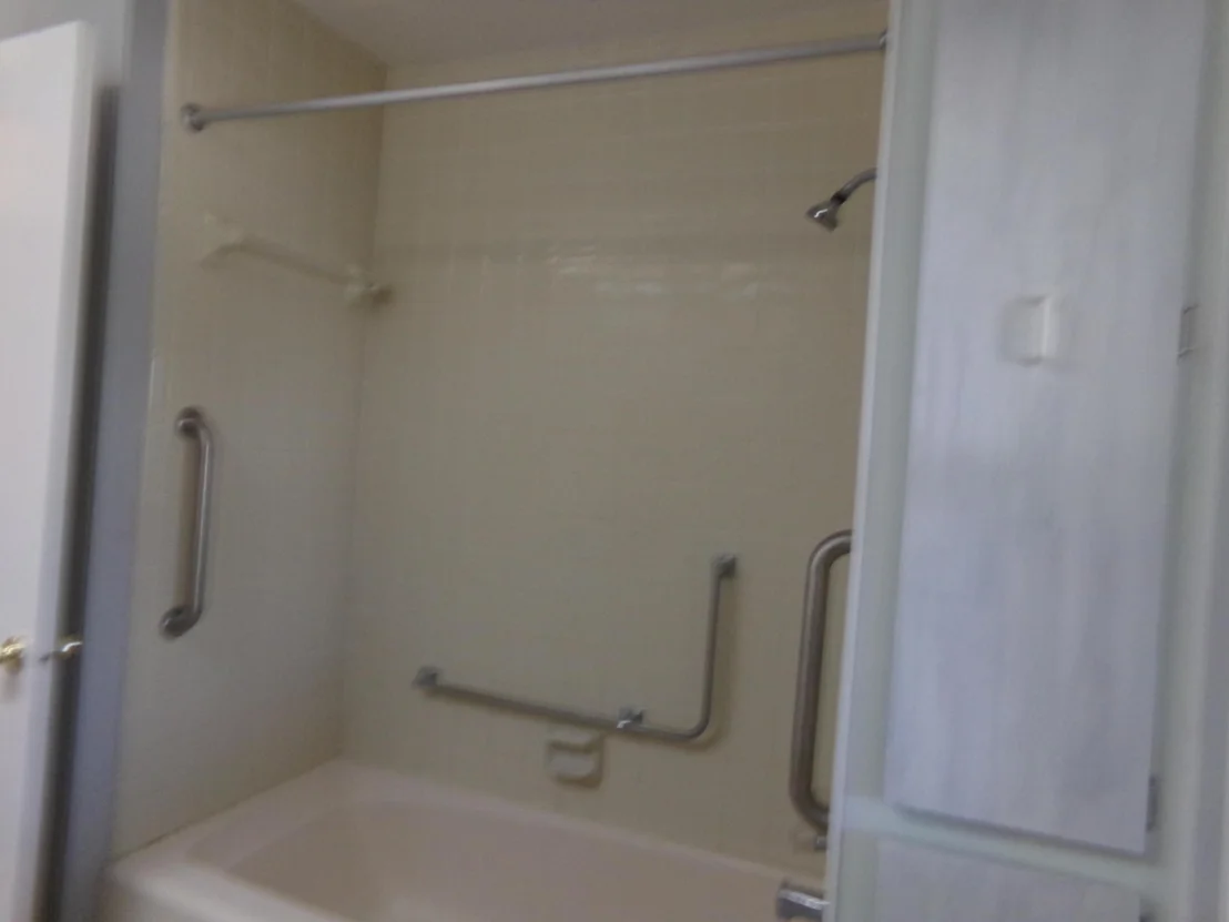 Photo of 52004 Florinada Bay