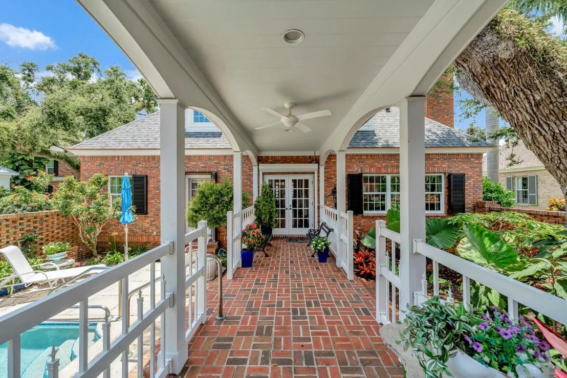 Photo of 645 Riomar Drive