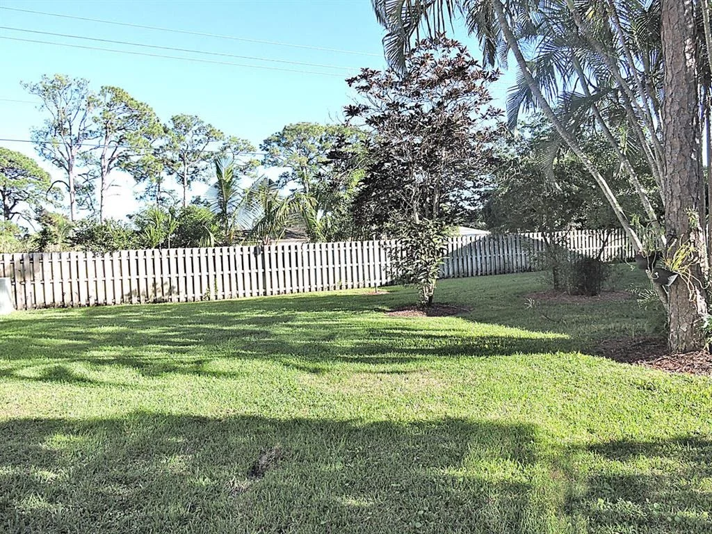 Photo of Unit C2 at 320 Pine Ridge Circle