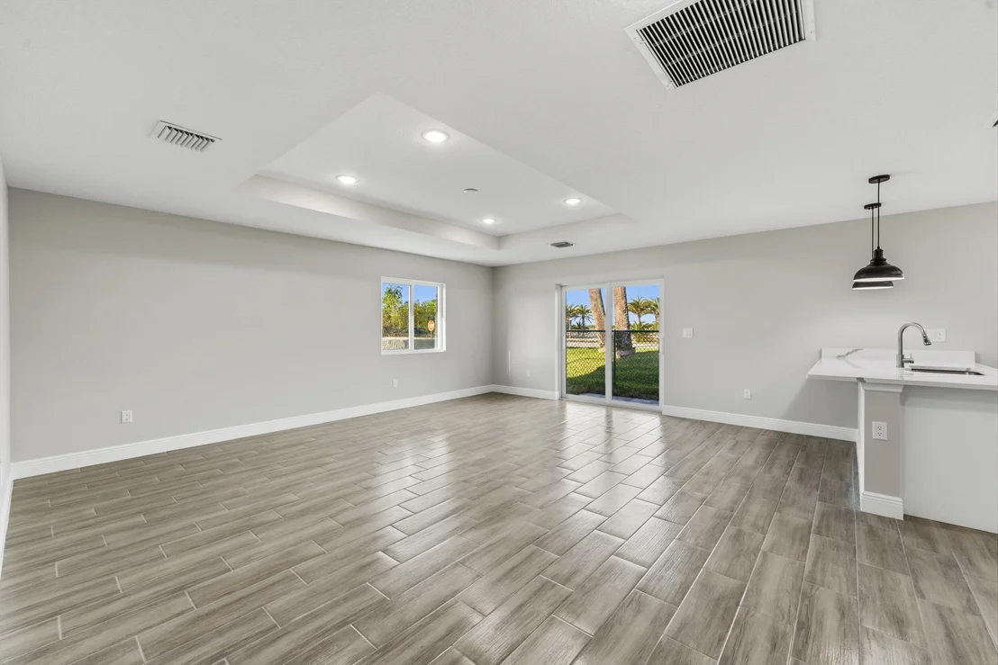 Photo of 4335 SW 15th Way
