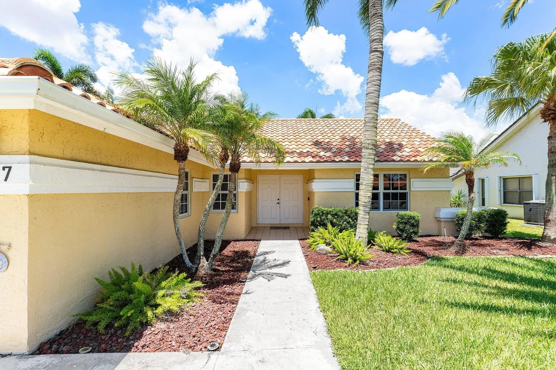 Photo of 9707 Sun Pointe Drive