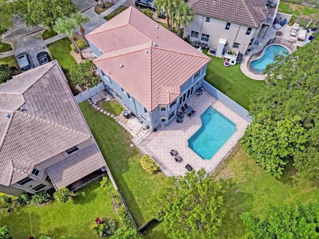 Photo of 7522 Oak Grove Circle
