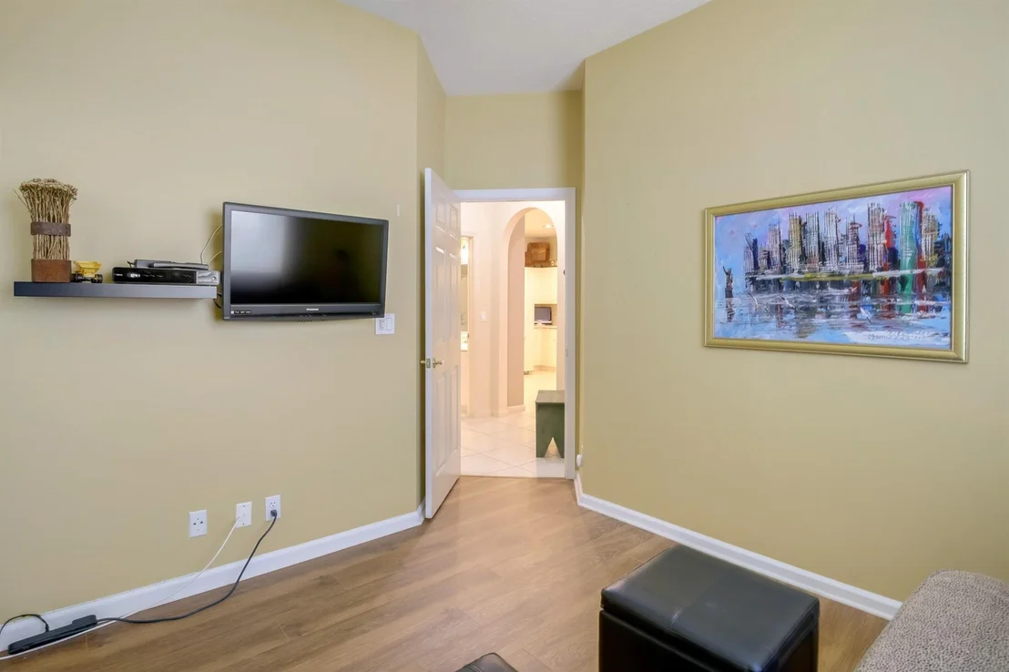 Photo of 9599 Crescent View Drive N