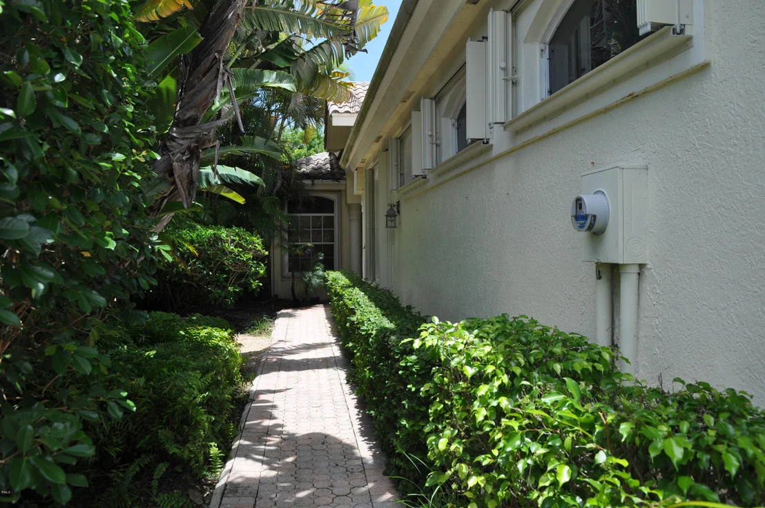 Photo of 12480 Mallet Circle