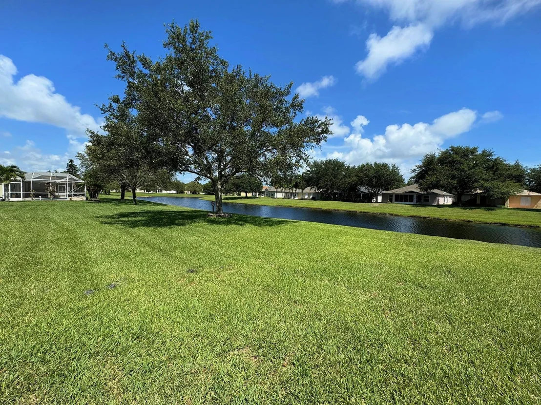 Photo of 1410 9th Place
