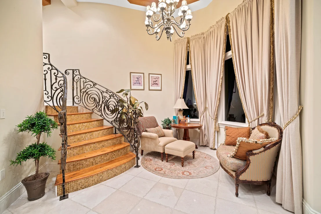 Photo of 4117 S Ocean Boulevard