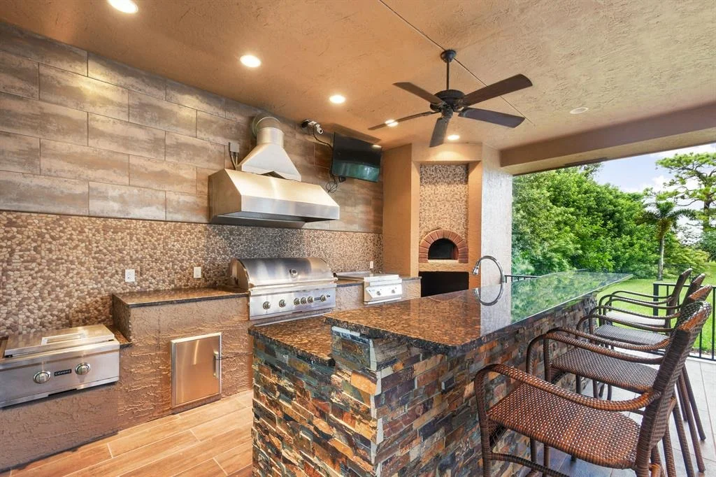 Photo of 352 Kingfisher Drive