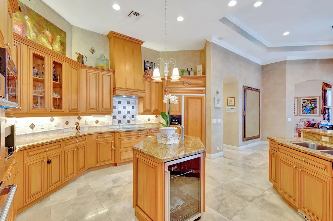 Photo of 2330 Tecumseh Circle