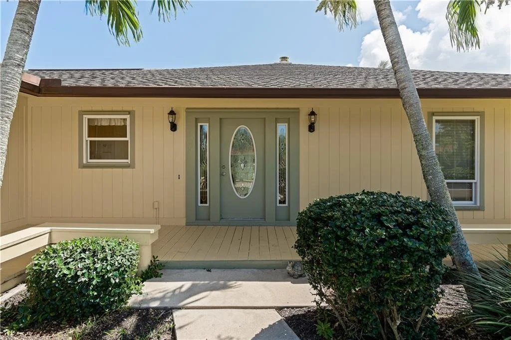 Photo of 451 12th Place SE