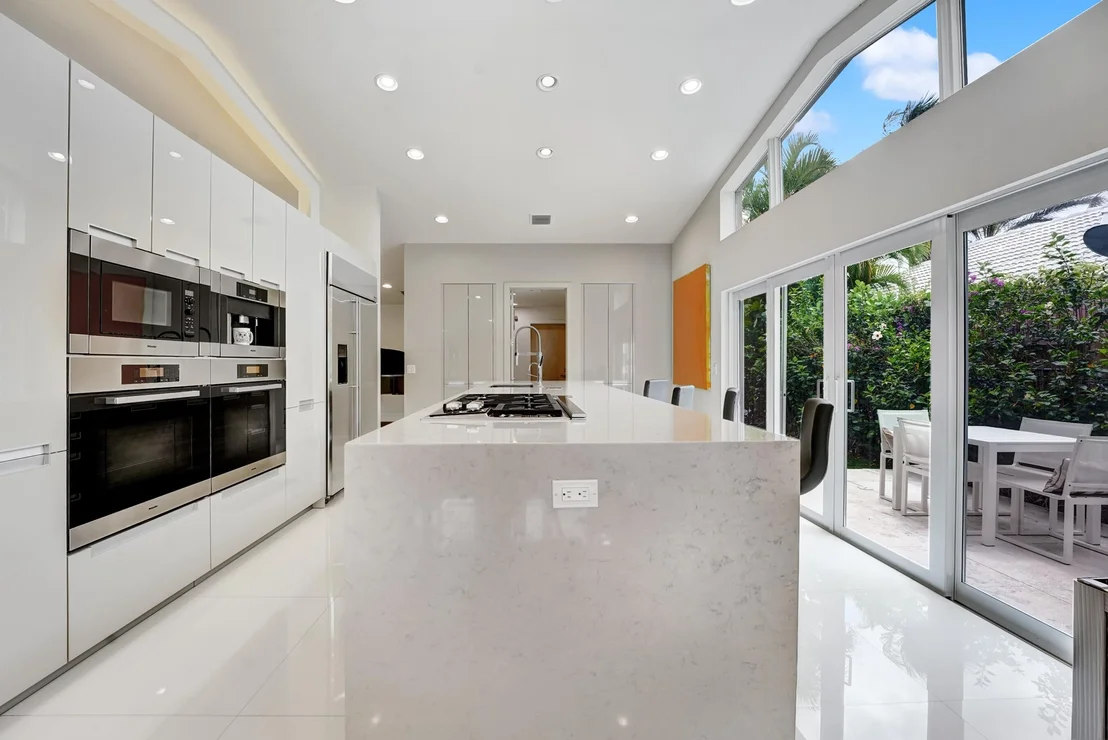 Photo of 4325 White Cedar Drive