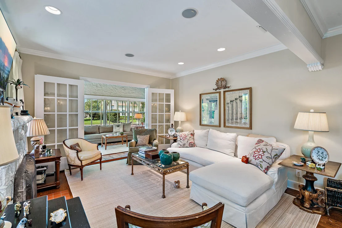 Photo of 324 Edgewood Drive