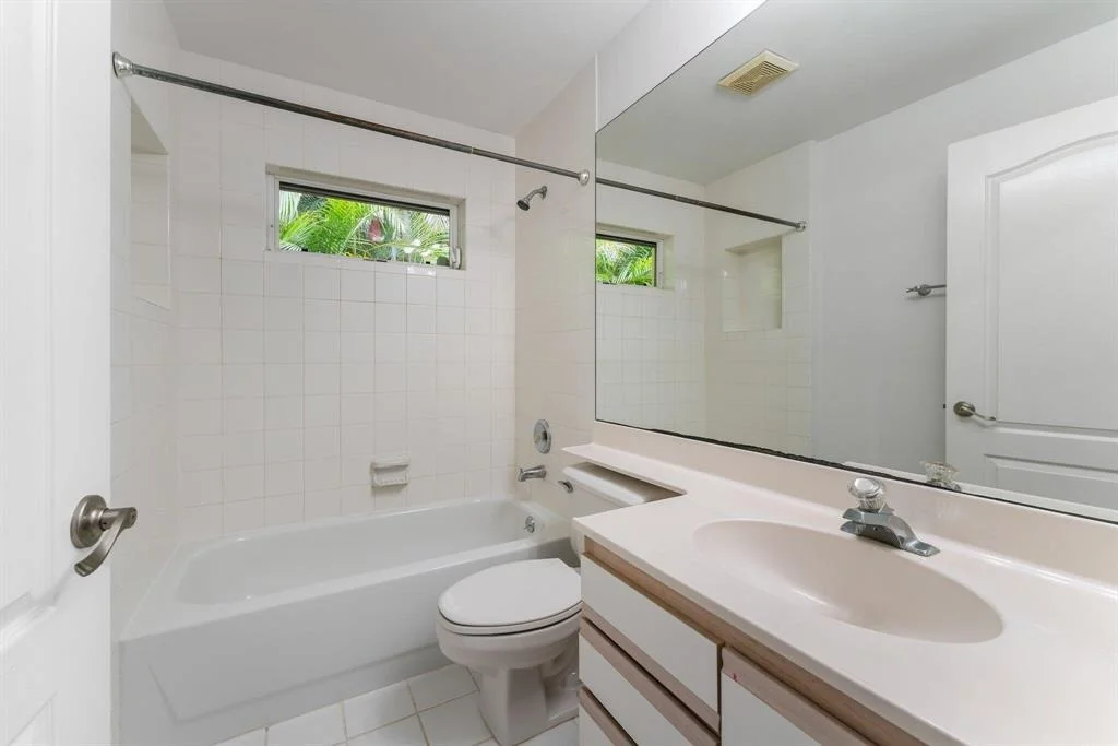 Photo of 245 Bluejay Lane