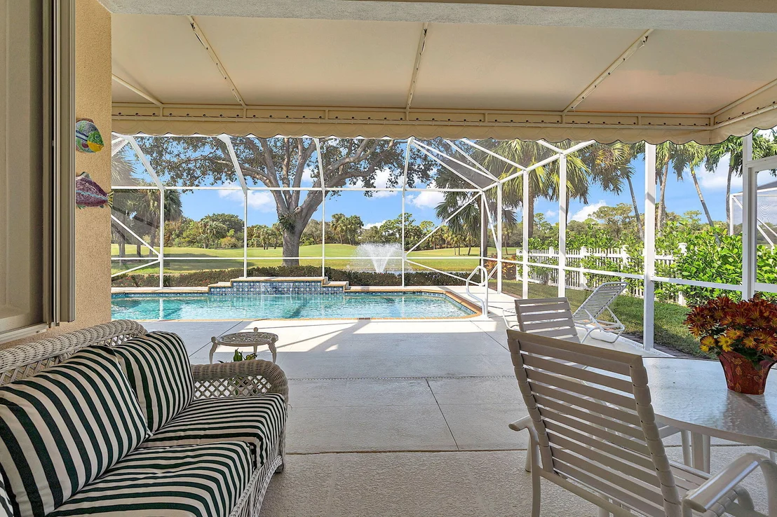 Photo of 216 Barbados Drive