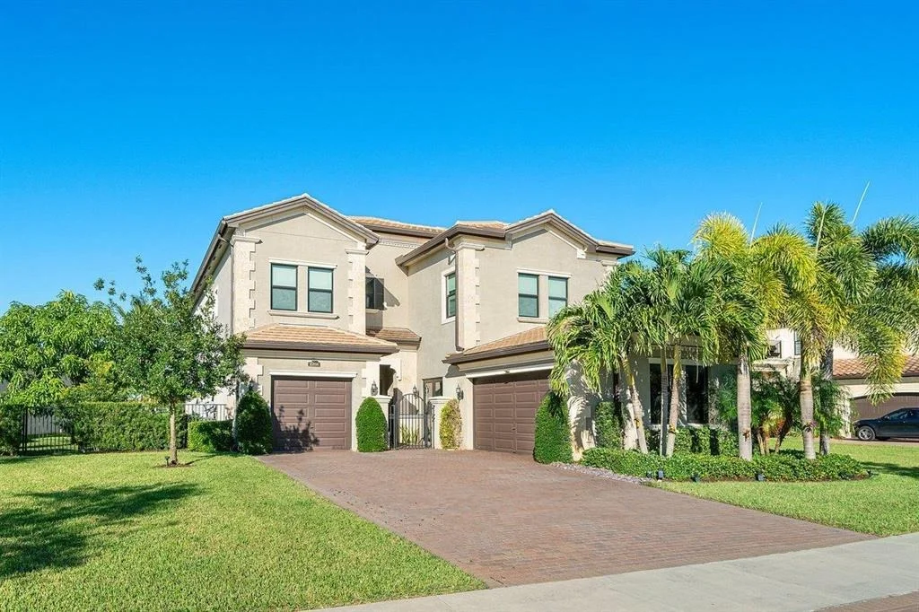 Photo of 16896 Pavilion Way