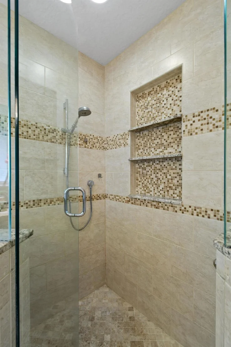 Photo of 274 Crane Point N