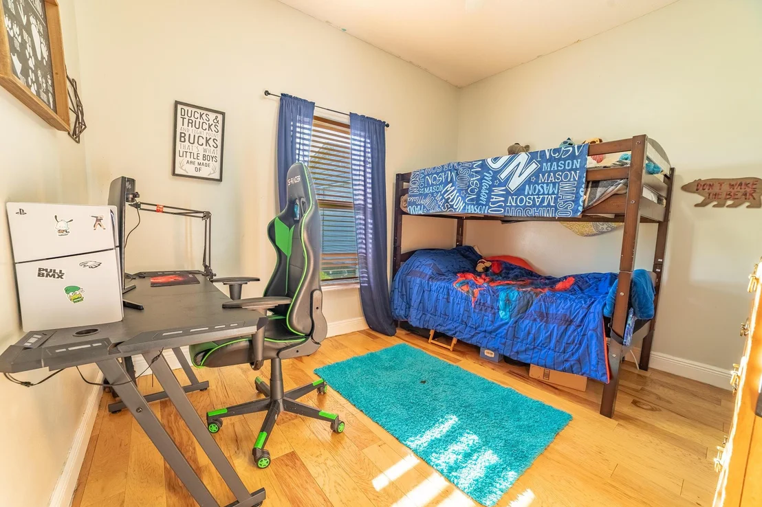 Photo of 1402 SE 12th Drive