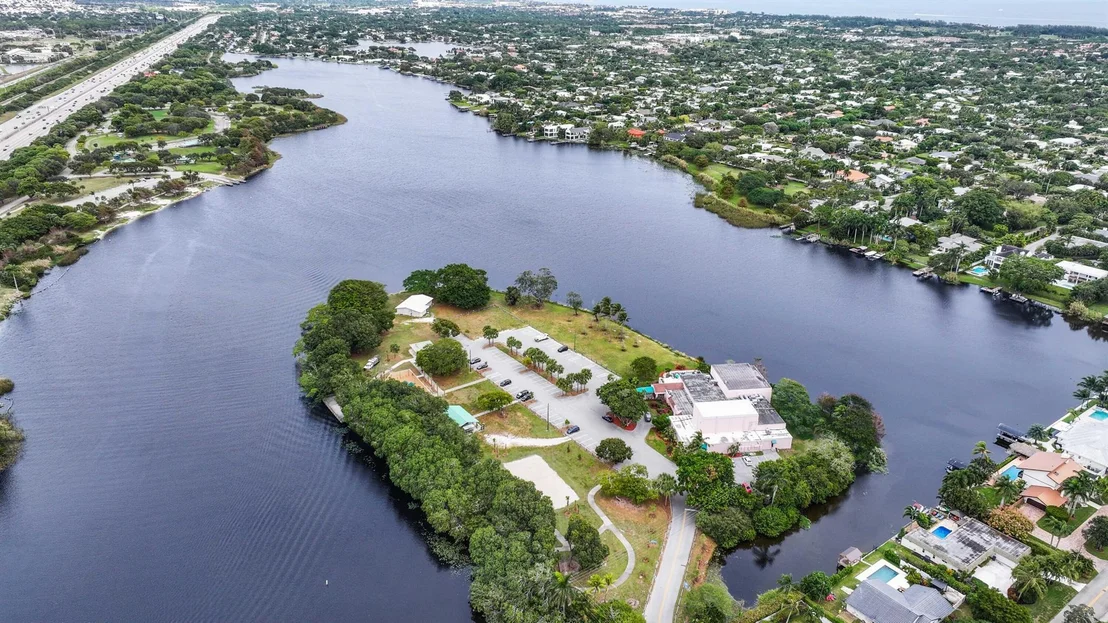 Photo of 560 Anchor Point
