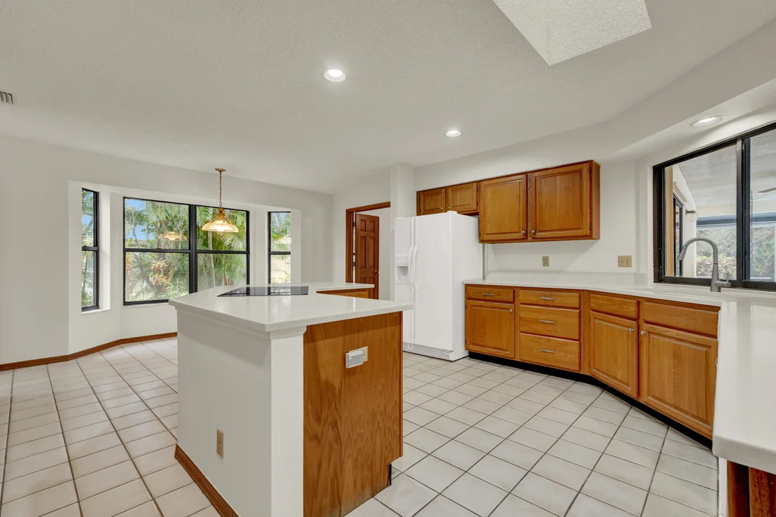 Photo of 18808 Falcon Way