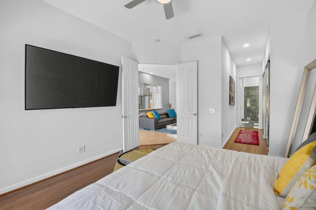 Photo of 4690 Hammock Circle