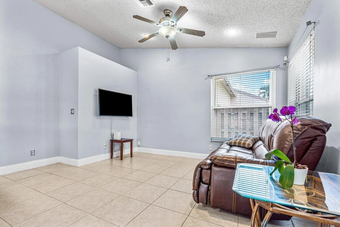 Photo of 9008 Paragon Way